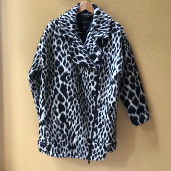 Banana Republic Jackets & Blazers - Banana republic black white leopard print coat